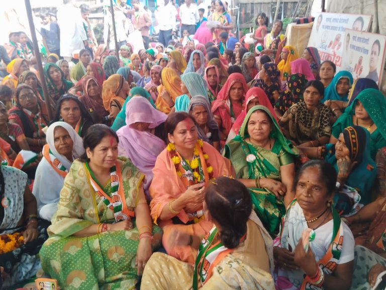 Sagar: कांग्रेस पार्टी ने कई दशक पहले से महिलाओं को सम्मान दिया है और महिला शक्ति को पहचाना है- श्रीमति निधी जैन