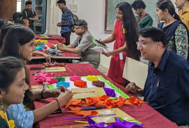 मन के रहस्य थीम पर आधारित,विभिन्न मनोवैज्ञानिक परीक्षणों का आयोजन