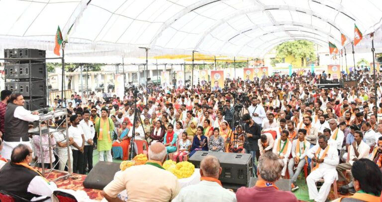 मुझे गालियां देने के बजाए कांग्रेस बताए कि मालथौन को पिछड़ा क्यों रखा- मंत्री भूपेंद्र सिंह