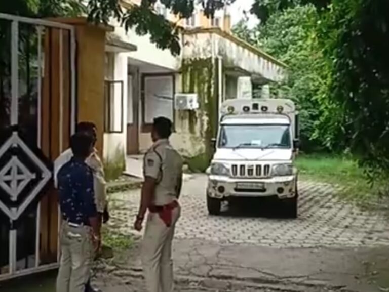 सागर में डंडों से पीटकर युवक की हत्या