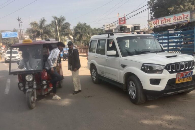 SAGAR: शहर में बेलगाम होते ई-रिक्शा, RTO ने जप्त किये 13 वाहन