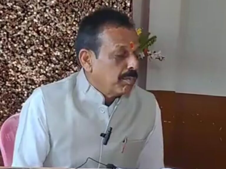 कांग्रेस जिला उपाध्यक्ष शशि मोहन तिवारी ने राजनीति से लिया संन्यास