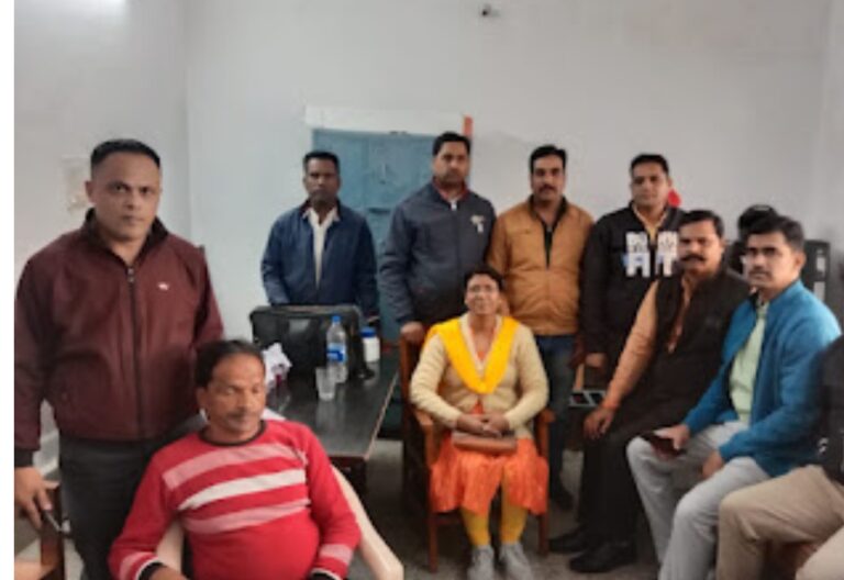 MP: नामांतरण के कागज के एवज़ में माँगी थी कोटवार ने रिश्वत, लोकायुक्त ने दबोचा