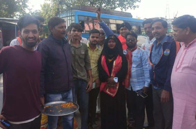 मुंबई से अयोध्या पैदल चली शबनम शेख का सुरखी विधानसभा में हुआ स्वागत 