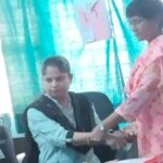 अस्पताल में पदस्थ महिला स्वास्थ्यकर्मी 7000 रुपये रिश्वत लेते रंगेहाथ गिरफ्तार