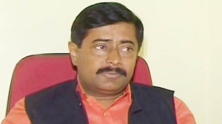 पूर्व CM स्‍व. कैलाश जोशी के बेटे दीपक फिर भाजपा में होंगे शामिल, पूर्व कांग्रेस विधायक अरुणोदय चौबे भी लेंगे पार्टी की सदस्‍यता