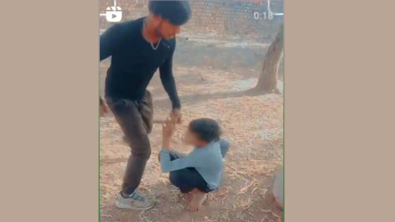 MP में 13 साल के लड़के को बेल्ट से पीटा,वीडियो वायरल