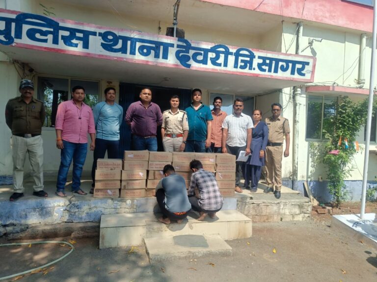 देवरी पुलिस ने मप्र शासन लिखी बोलेरो वाहन से जप्त की,बड़ी मात्रा में अवैध शराब