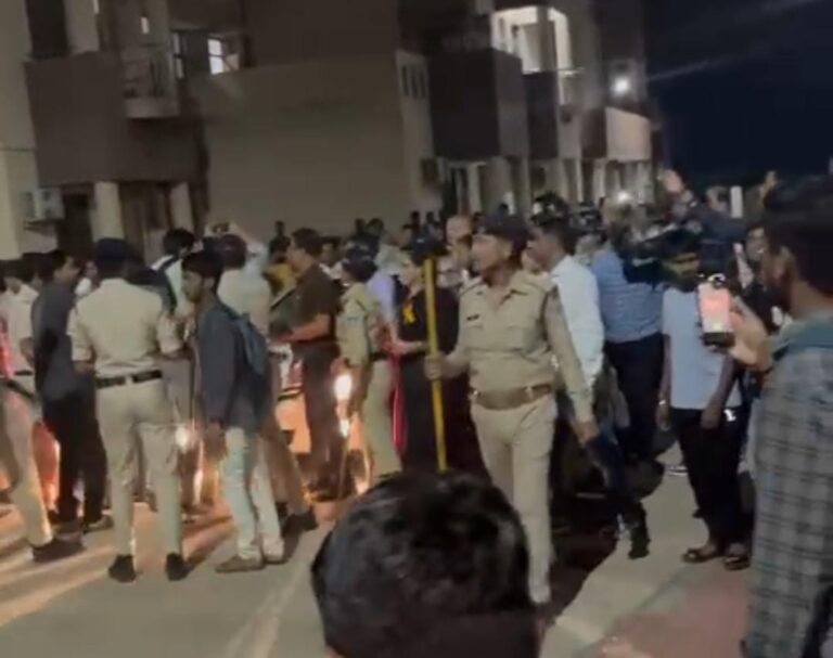 MP: सागर विवि में हुए हंगामे और कुलपति की कार पर पत्थरबाजी के मामलें में इन 21 पर नामजद FIR