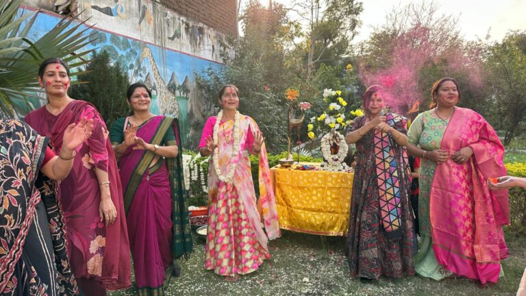 पवित्र परम्पराओं को जीवित रखने का साक्ष्य है होली”- डाॅ.प्रतिभा तिवारी