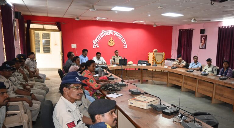 लोकसभा चुनाव एवं नवीन आपराधिक कानून के लिए पुलिस अधिकरियों का प्रशिक्षण