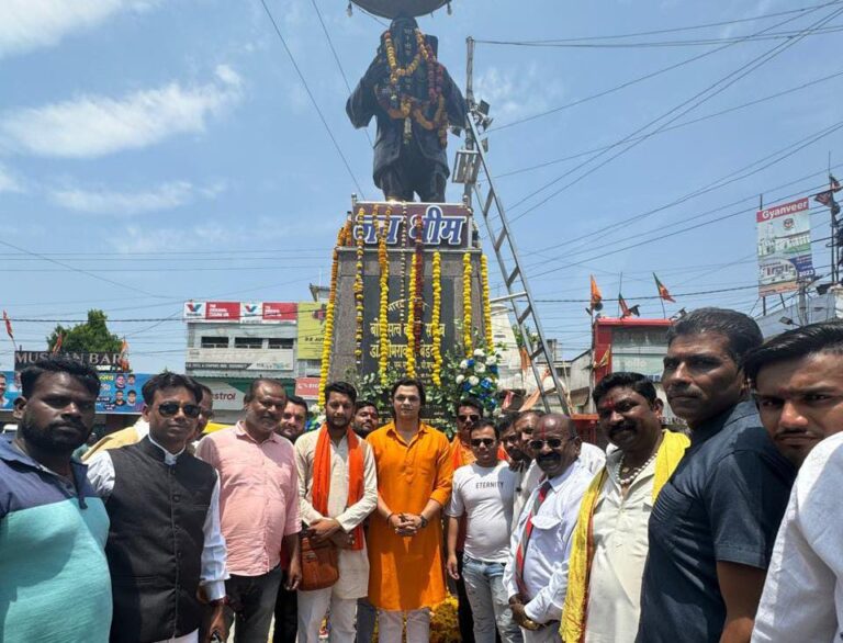 संविधान के निर्माता डॉ भीवराव आंबेडकर जी को ये देश हमेशा अमर मानेगा : आकाश सिंह राजपूत 