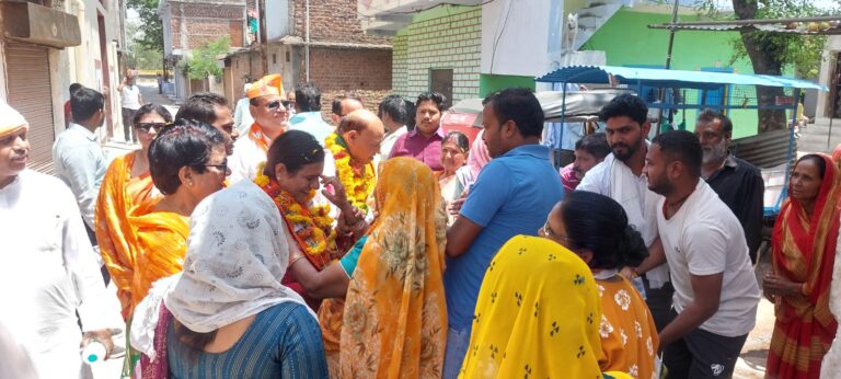 मकरोनिया नगर और ग्रामीण में विधायक लारिया ने किया महाजनसंपर्क