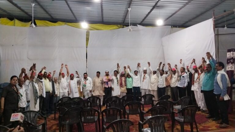 इंडिया गठबंधन का हर सदस्य मोर्चा पर करेगा डटकर मुकाबला: रमाकांत यादव