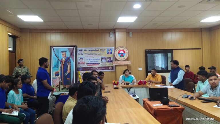 डॉ अंबेडकर एक ऐसी किताब हैं जिनके पन्ने कभी खत्म नहीं होते- कुलपति प्रो. नीलिमा गुप्ता