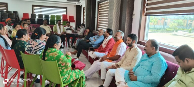 सागर प्रवास पर विश्व हिंदू परिषद के प्रांत संगठन मंत्री जितेंद्र वर्मा