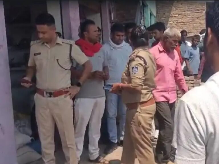 आटे को लेकर हुए विवाद में युवक की डंडों से पीट पीट कर हत्या 