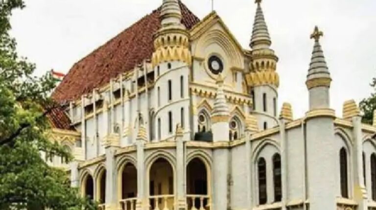 एमपी हाईकोर्ट ने लड़की से छेड़छाड़ करने वाले आरोपी को अनोखी शर्त पर दी जमानत