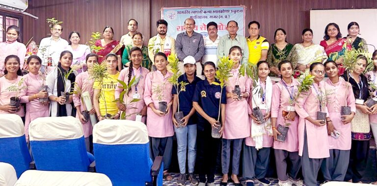 Sagar: सिन्धु संस्कार समिति द्वारा विश्व पर्यावरण दिवस पर व्याख्यान व पौधरोपण किया गया