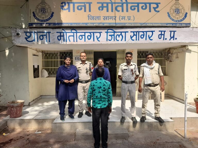 सेंध लगाकर रात्रि में चोरी करने वाले अज्ञात चोर का खुलासा एवं 03 विभिन्न मारपीट के मामलो में आरोपी गण को किया गिरफ्तार