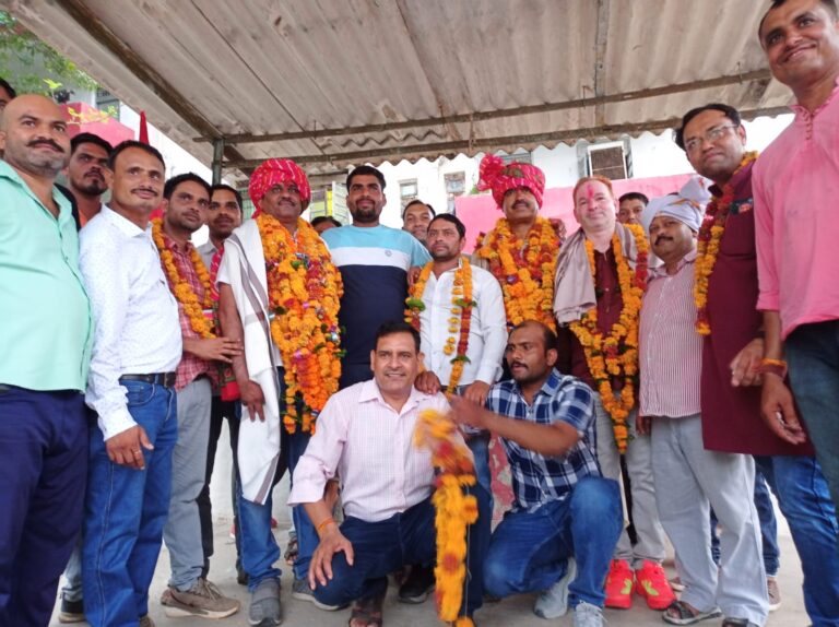 ई सी सी सोसाइटी डेलीगेट चुनाव में बेस्ट सेंट्रल रेलवे एम्पलाई यूनियन के तीनों प्रत्याशी विजय