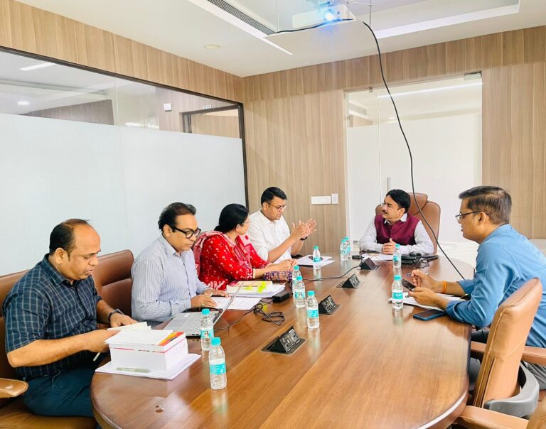 MP: अवैध रूप से बिक रही दवा और मिलावटी खाद्य सामग्रियों के विरूद्ध कड़ी कार्रवाई करने के निर्देश जारी