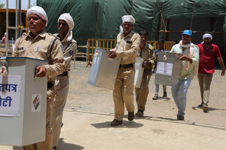 सागर लोकसभा सीट के इन 13 उम्मीदवारों के भाग्य का फैसला आज