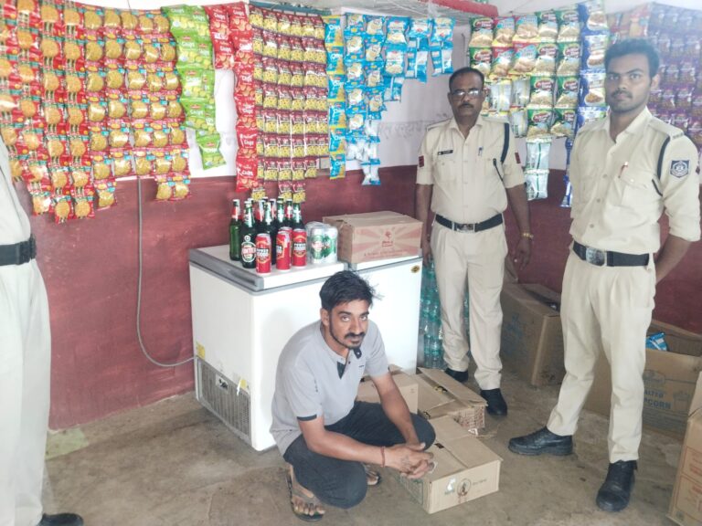 विशेष अभियान के तहत ढाबे से अवैध शराब जब्त