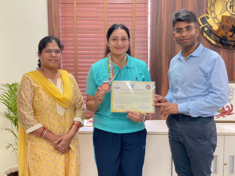 MP: असम गुवाहाटी में आयोजित 9वीं अखिल भारतीय पुलिस जूडो कलेस्टर में महिला आरक्षक ने जीता ब्रांस मेडल