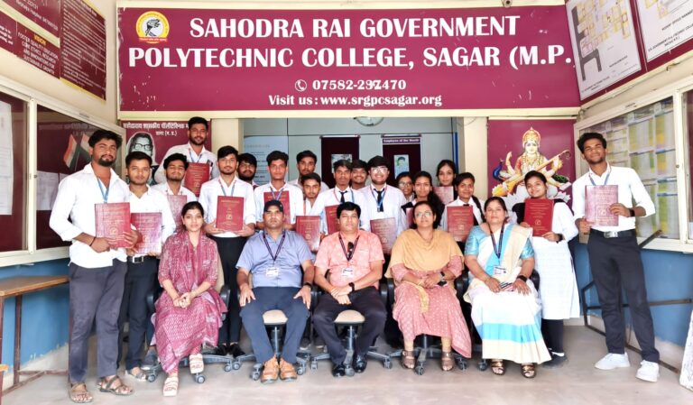 सहोद्रा राय पॉलीटेक्निक के विध्यार्थियों ने अत्याधुनिक तकनीक से प्रोजेक्ट्स बनाये