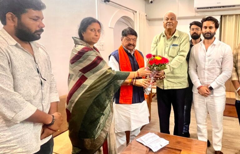 साग़र में हीलाहवाली से कार्य कर रही ठेकेदार कंपनी लैंडमार्क को ब्लैक लिस्टेड करने की माँग