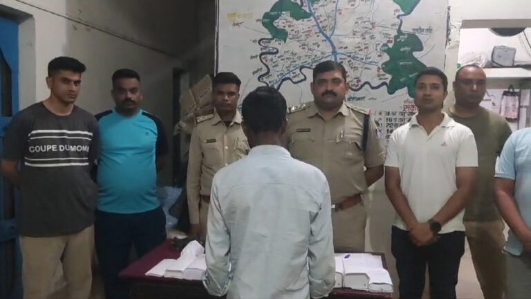 सागर पुलिस ने मोबाईल चोरी के आरोपी को किया गिरफ्तार मोबाइल भी बरामद
