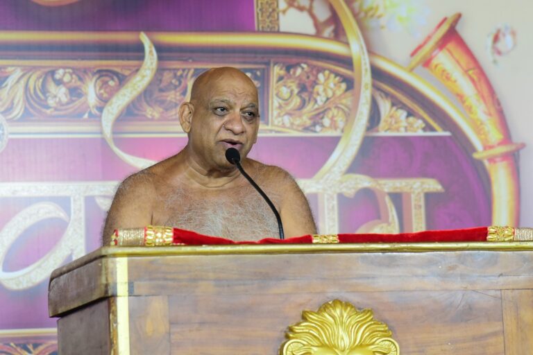 झूठ बोलने की अपेक्षा, न का सत्य बोलना श्रेष्ठ है : श्री सुधासागर जी महाराज 