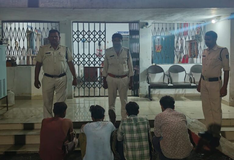 सागर पुलिस ने चोरो से बड़ी मात्रा में मोबाइल पकड़े