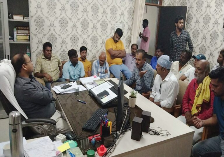 पत्रकारों से अभद्रता के मामलें में मध्यप्रदेश श्रमजीवी पत्रकार संघ सागर इकाई के पदाधिकारियों ने अधिकारियों से की मुलाकात