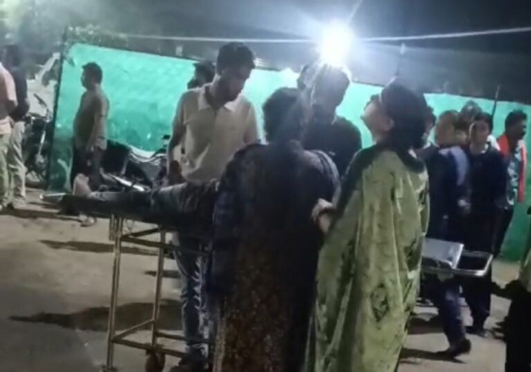 सागर में युवक की चाकूओं से गोंदकर हत्या