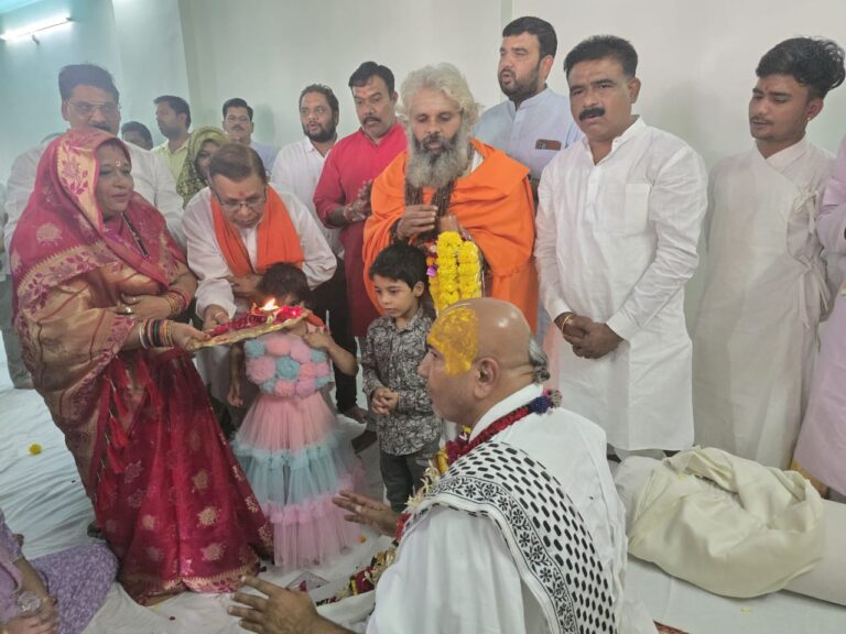 कृष्ण कन्हैया लाल जैसा दयालु कोई नहीं:- किशोरदास जू महाराज