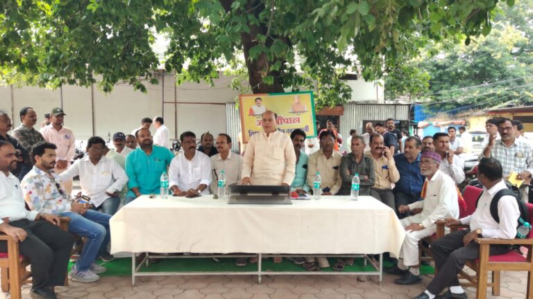 दूरदराज से आए सभी आमजन की समस्याओं का हो निराकरण – विधायक लारिया