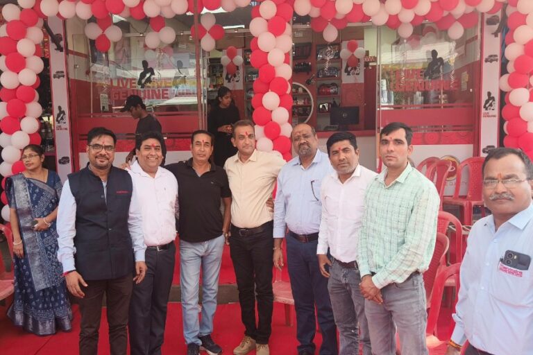 सागर में न्यू इंडिया मोटर्स पर खुला महिंद्रा कंपनी का अधिकृत पार्ट्स शोरूम