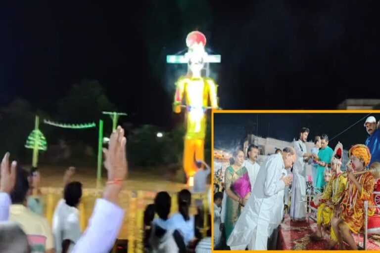 सागर के रजाखेड़ी में 51 फीट ऊंचे रावण दहन कार्यक्रम में उमड़ी भीड़