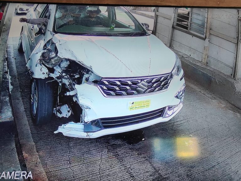 सड़क हादसे में एक व्यक्ति सहित एक महिला गम्भीर रूप से घायल।