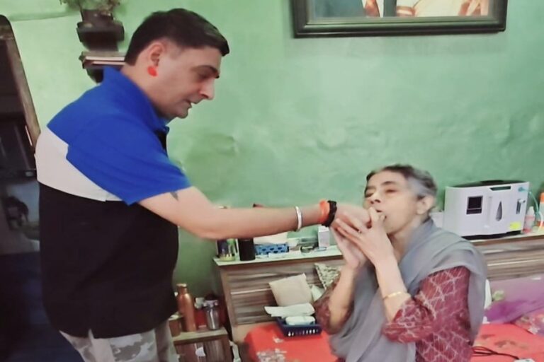 गुरु नानक जयंती पर जनसेवक मनी सिंह गुरोंन सागर गुरुद्वारा प्रबंधन को सेवा कार्य के लिए दान देंगे 11 हजार की राशि