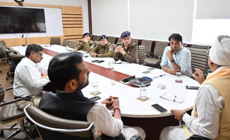 शहर की यातायात व्यवस्था पर हाई लेवल बैठक, कटरा, तीन बत्ती पर विशेष व्यवस्था होगी