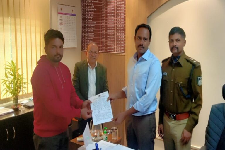 मध्यप्रदेश के सागर जिले में कलेक्टर संदीप जी.आर. की नई पहल, श्रद्धांजलि योजना से मिल रही लगातार अनुकंपा नियुक्तियां