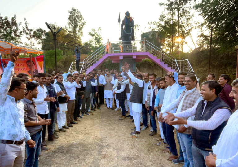 सागर के बण्डा में क्षत्रिय समाज की बैठक सम्पन्न, ब्लाक अध्यक्ष नियुक्त