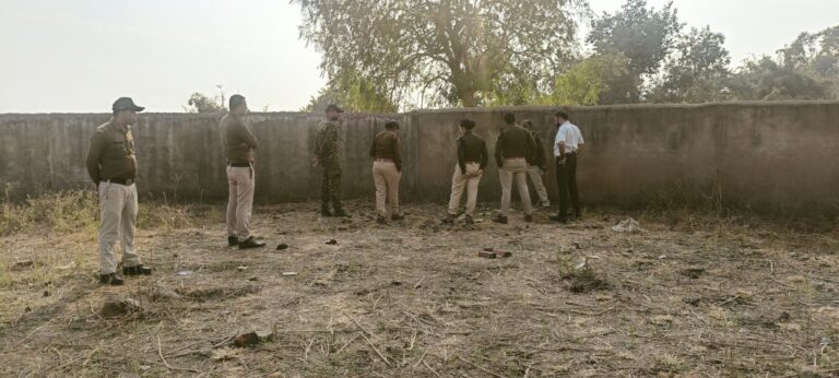 सागर जिले के शाहगढ़ में नवजात का अधजला शव मिला, नाबालिग का चाचा हिरासत में