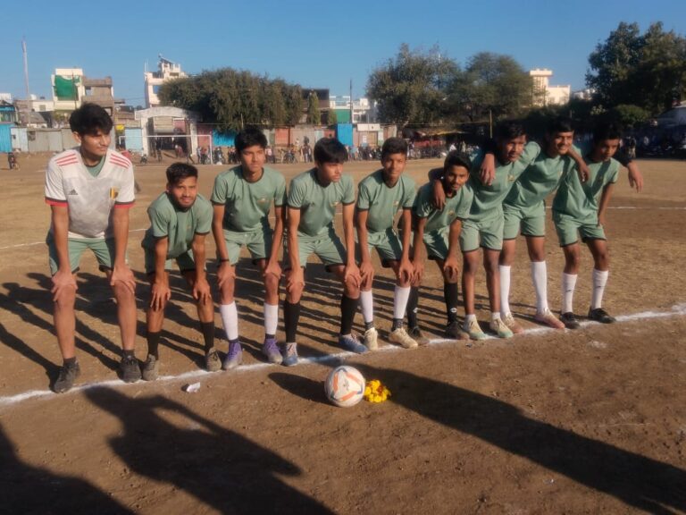 सागर लीक फुटबॉल टूर्नामेंट में दो क्वार्टर फाइनल मुकाबले हुए