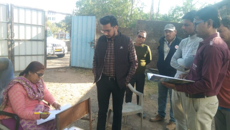 मिलावट से मुक्ति अभियान के अंतर्गत, दाल मिल पर प्रशासन की कार्रवाई