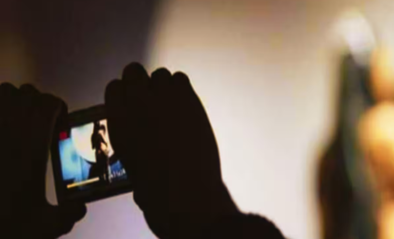 पति-पत्नी को सोते हुए देख रहा था बुआ का लड़का, गाली देकर भगाया तो बदला लेने कर दी दो भाइयों की हत्या