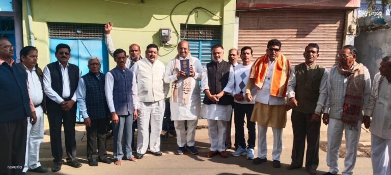 जय बापू जय भीम जय संविधान की महू रैली की तैयारी के संदर्भ में कांग्रेस प्रभारी गणो ने तुलसीनगर में बैठक ली